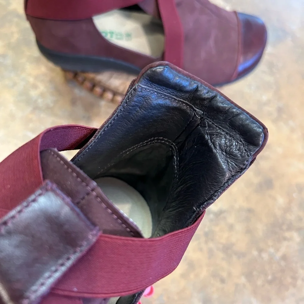 Naot Rakua Bordeaux Leather/Violet Nubuck